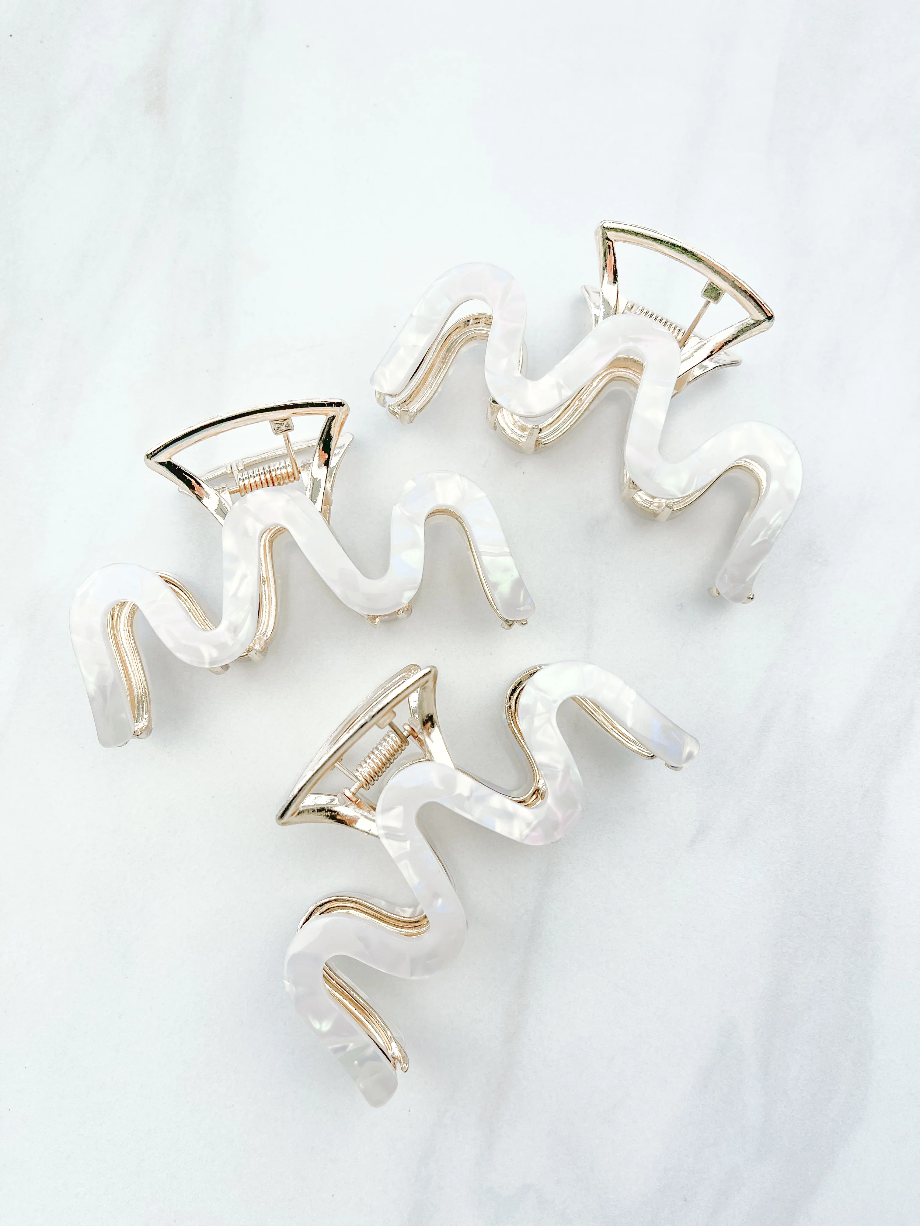 Effortless Lilac Clip - Image 7
