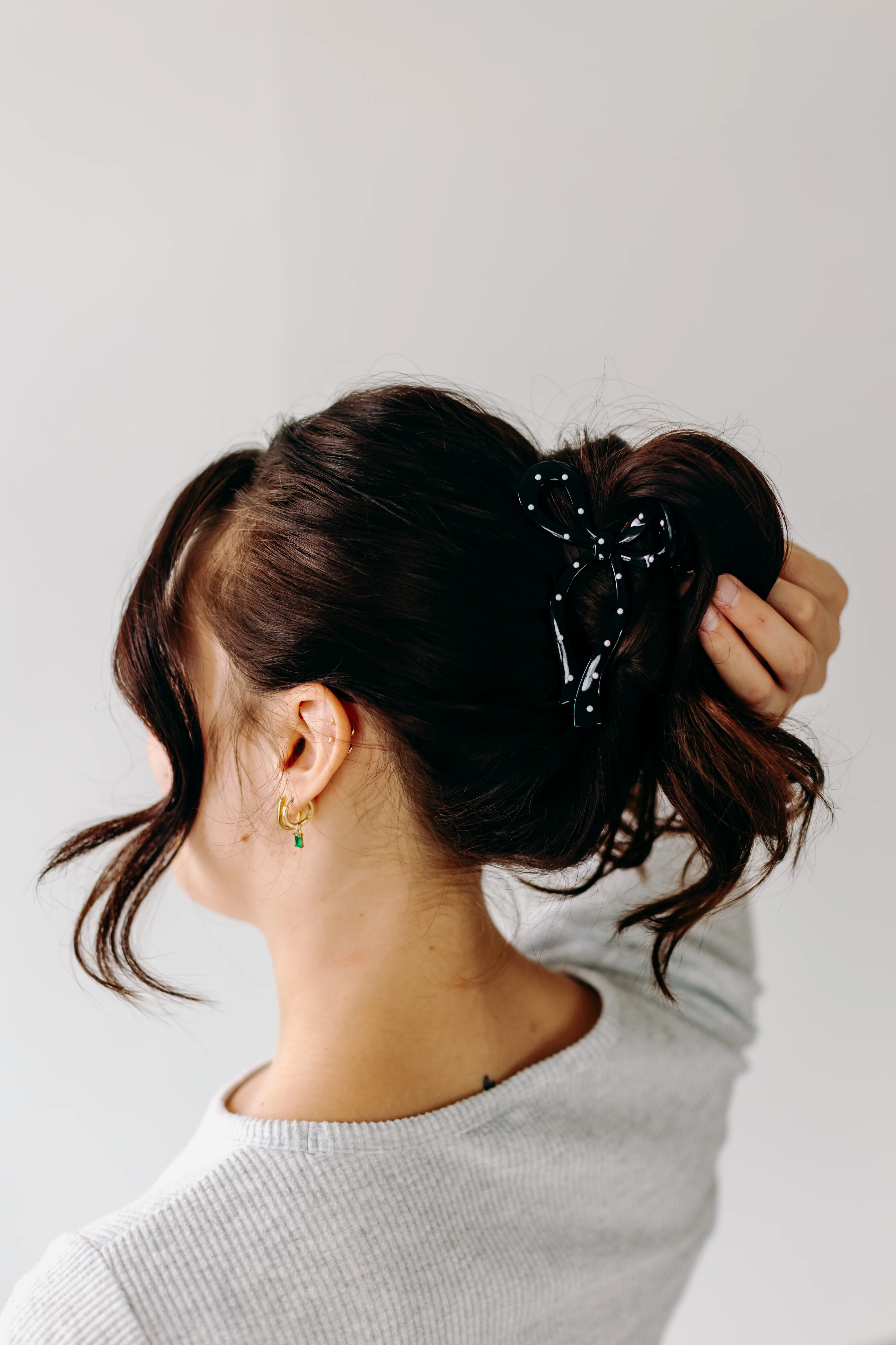 Made You Look Lilac Clip - Image 4