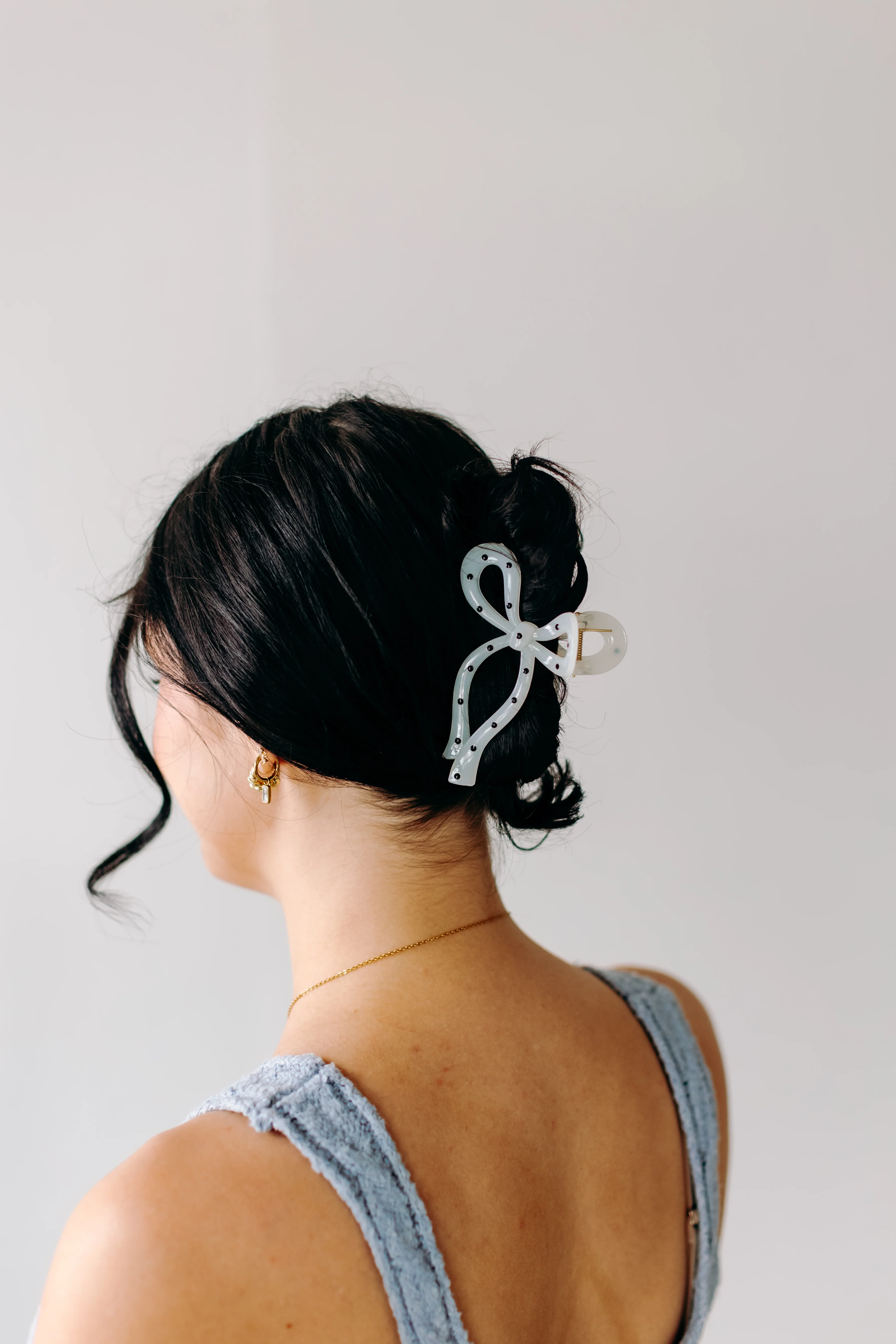 Made You Look Lilac Clip - Image 6