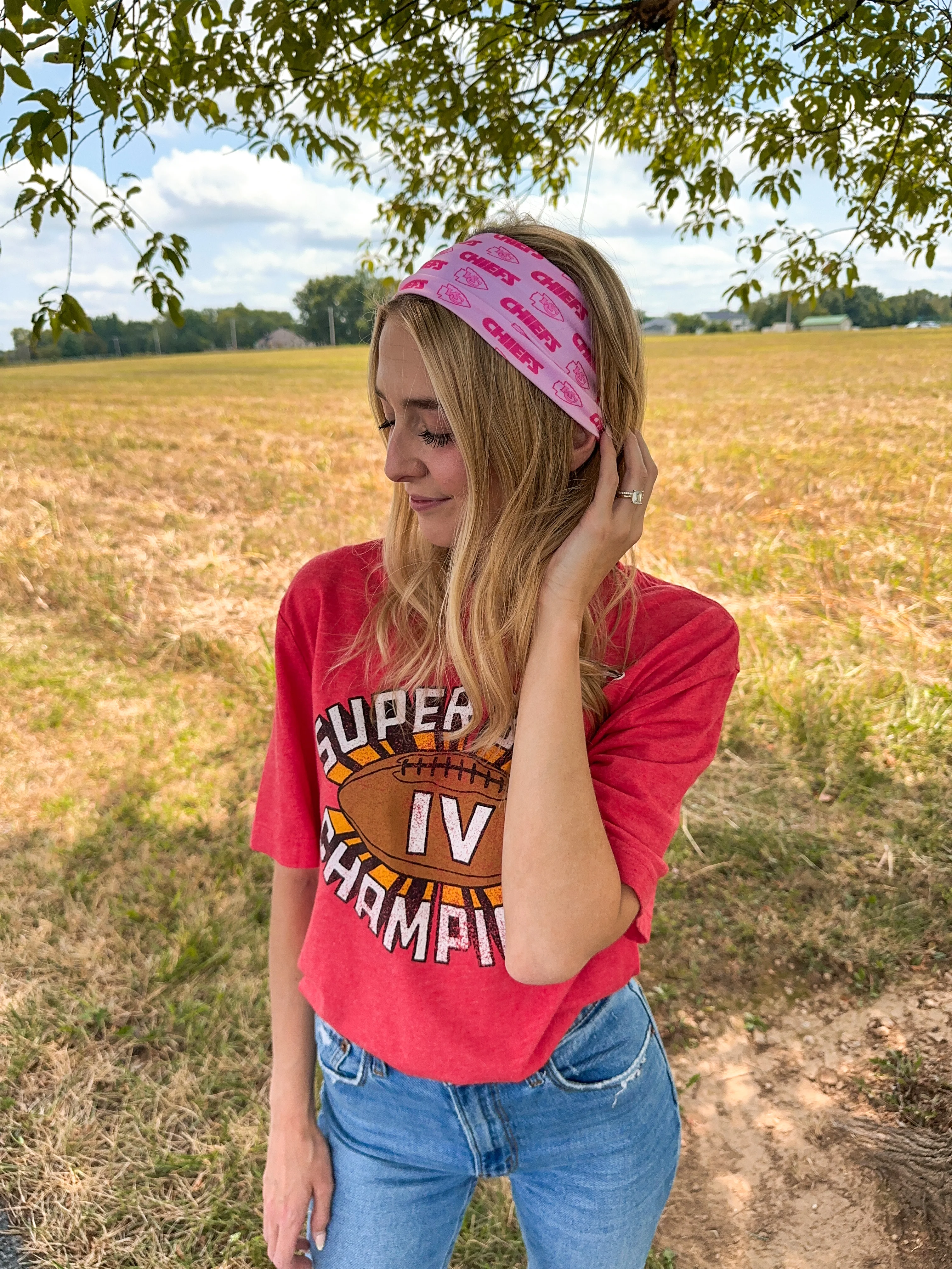 On Sunday's We Wear Pink - Image 5