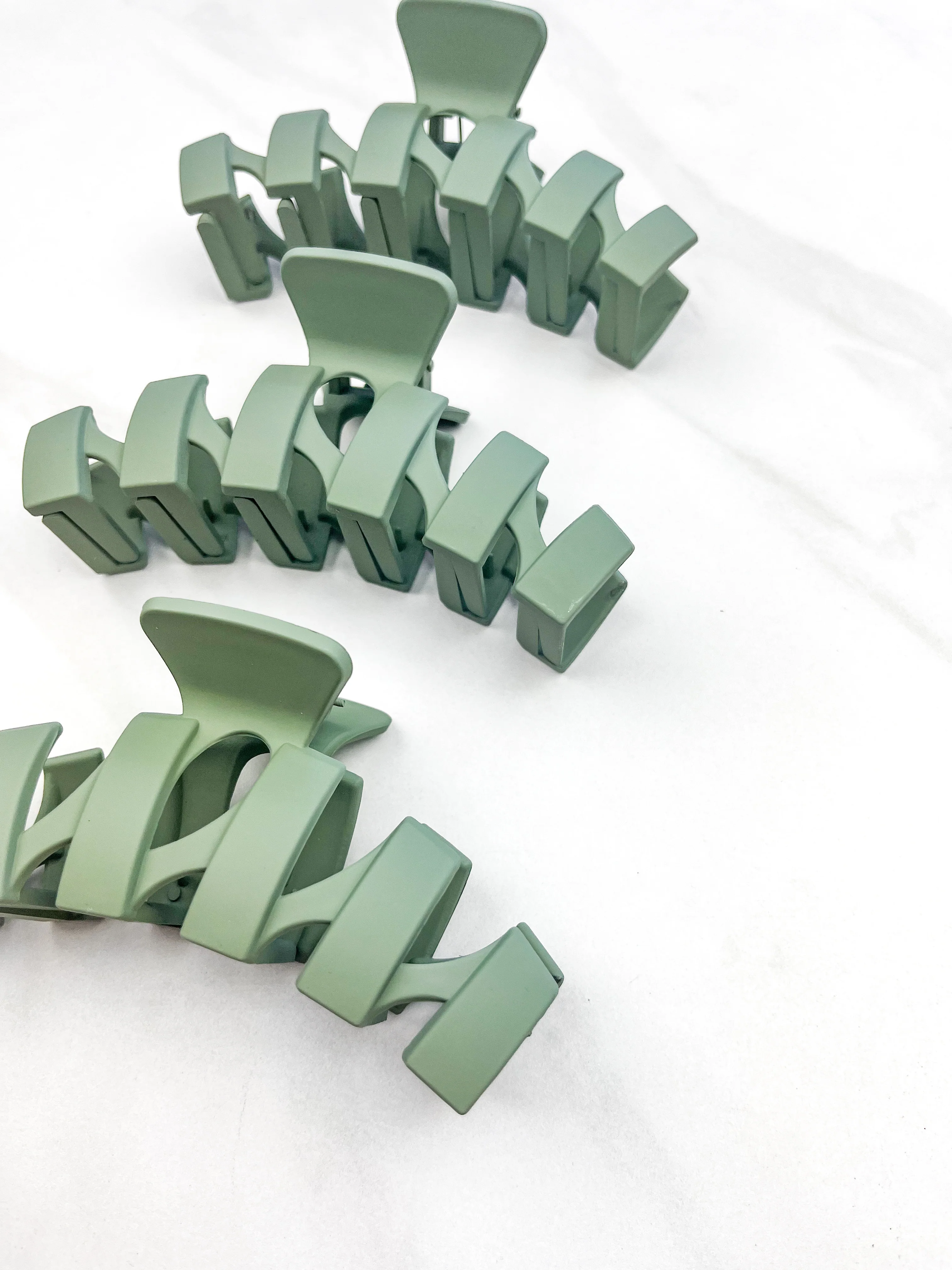 Simply Twisted Lilac Clip - Image 8