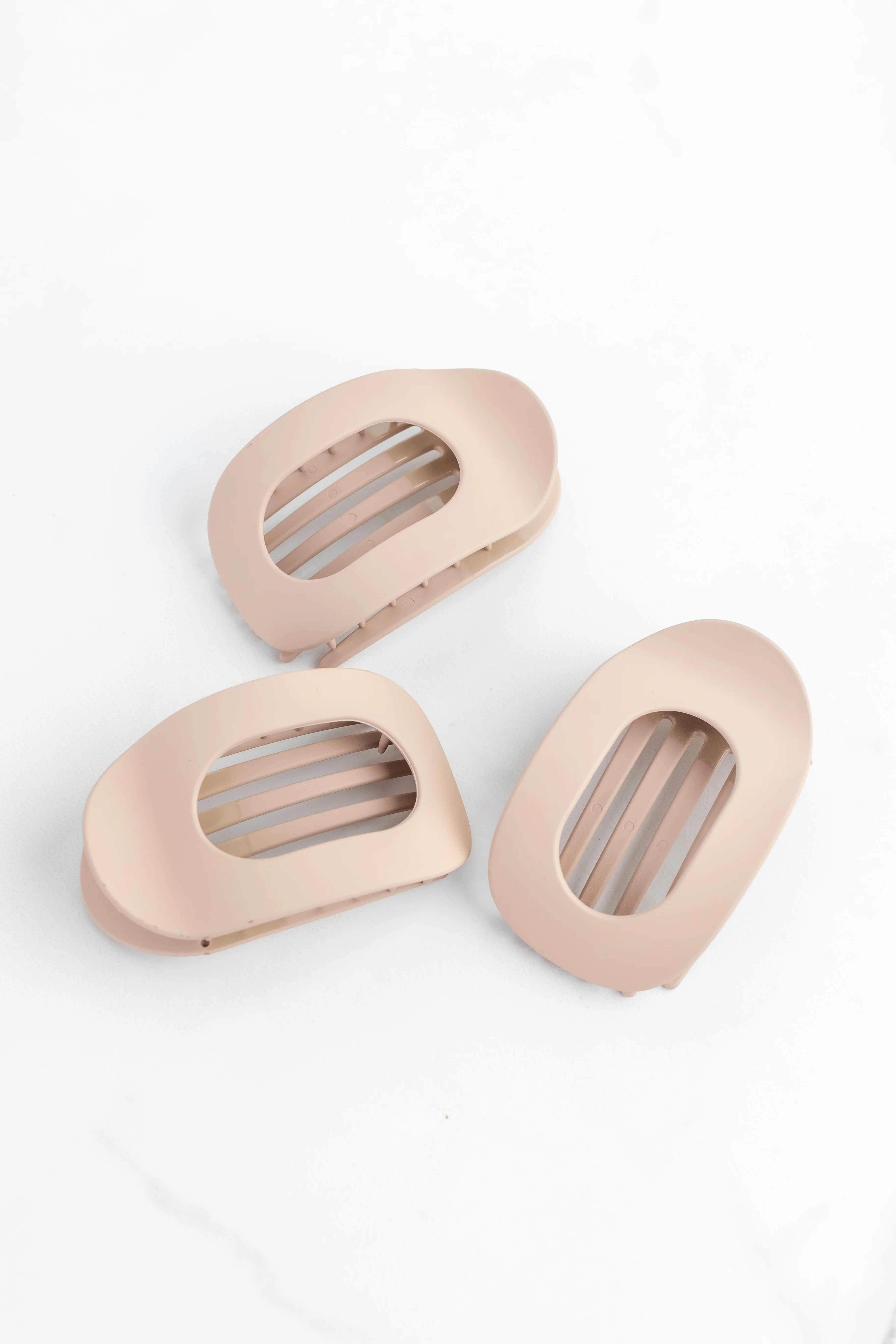 Lay Flat Lilac Clip - Image 9