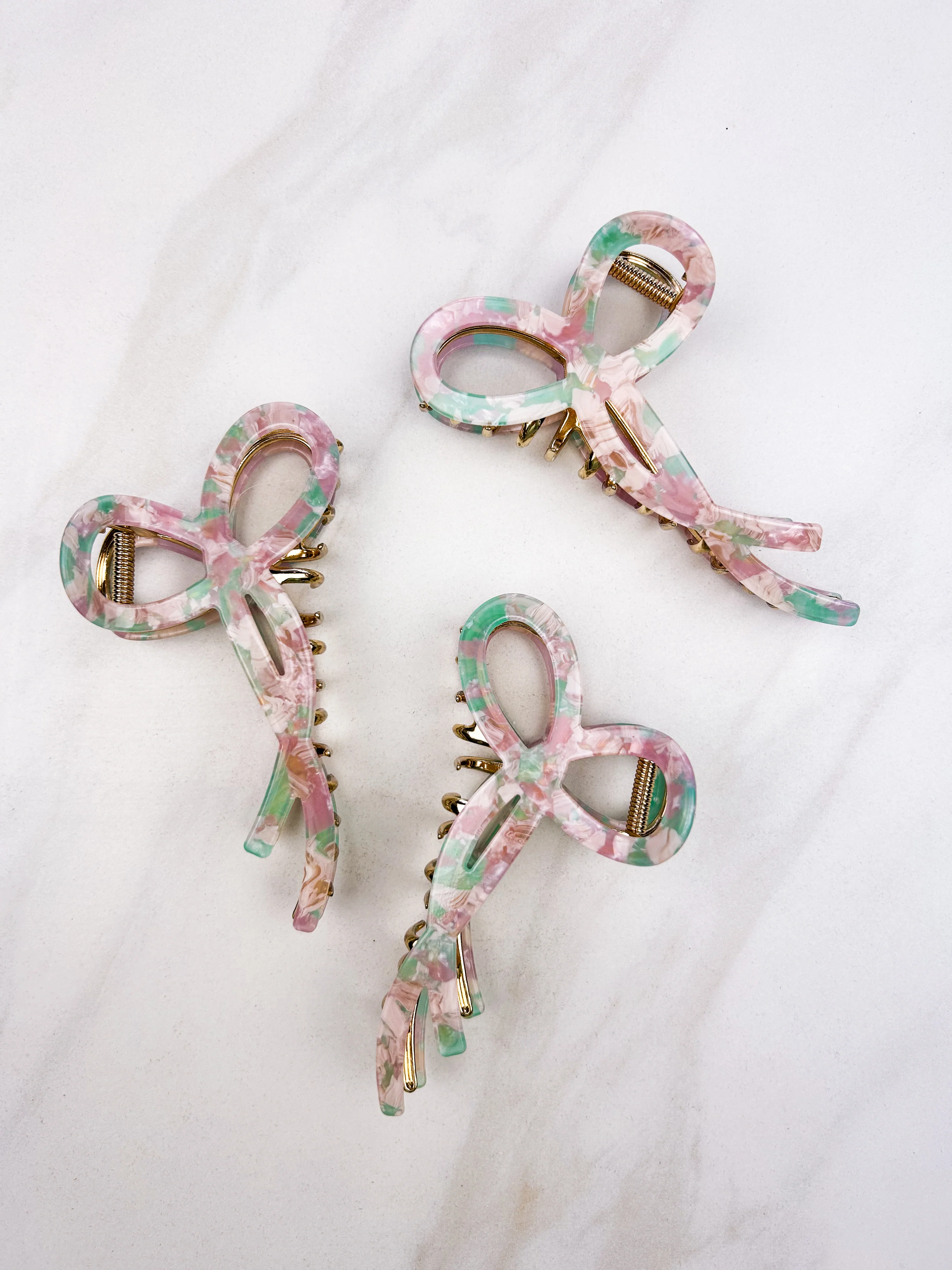 Spill the Tea Lilac Clip - Image 8